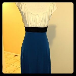 Blue and white ruffle detail dress.